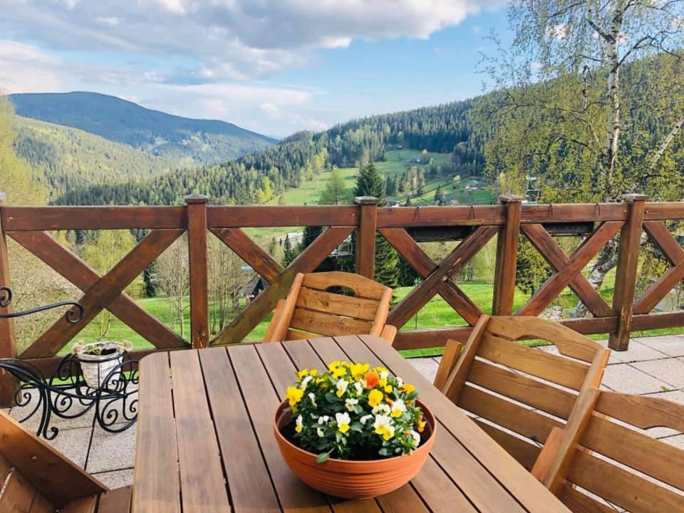 Penzion Alenka Špindlerŭv Mlýn Exteriör bild